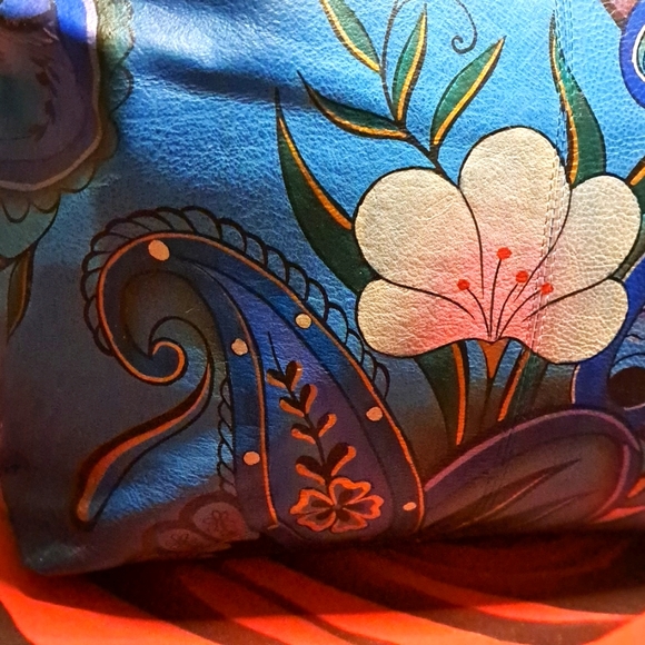 Anuschka Handbag - Picture 3 of 8